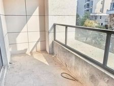 中兴上下三层洋房 靠公园这一栋带带80平米院子和地下室