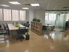 3.4.7镇坪路地铁站150平米4隔 断精装修带家具现房出租