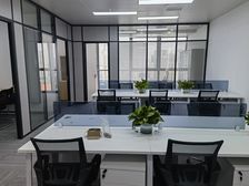 普陀高117平米精装修带家具3.4.11号线曹杨路地铁口