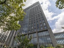 9号线金桥站 中新传媒大厦 两面采光 300平精装全配