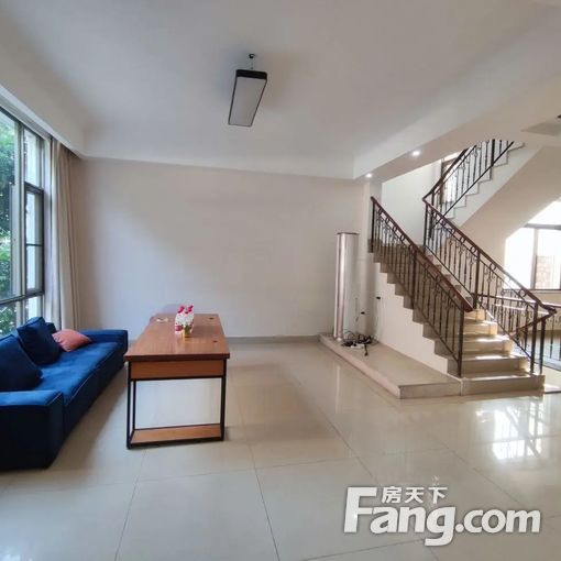 ´äɽÀ¶ÌìµØÌú¿Ú´ó±ðÊû³ö×â,×°ÐÞÆ¯ÁÁºÃÍ£³µ,³öÐз½±ã½üÍò²©