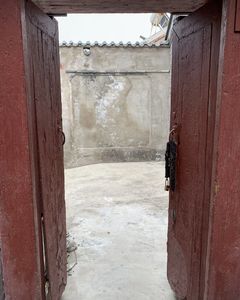 鼓楼 什刹海 南锣鼓巷 附近 四合院 双证齐随时看 性价比高