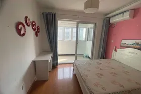 陈翔公路地铁口 小两房 精装修 两个卧室朝南