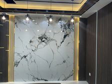 升龙广场 224平朝南 家具齐全 拎包办公