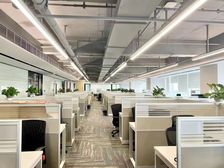 会江站巨大创意园全层1500平方免中介费直租方正实用随时可看