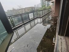 银湖四期 带大平台80平 阳台看湖 随时看房