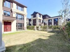 现房高新区地铁口别墅 华邦观湖别院双拼现房 降价售