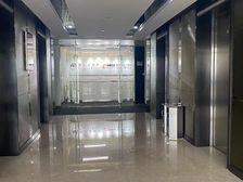 高层景观很好 实用面积大 正对电梯口 自由空调 24办公