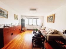 新出年平花苑 户型方正 正看嘉御庭二期 有车位 可上向阳