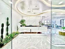 世纪城双地铁!品质前台!双面采光丨4隔间20工位丨敞亮办公区