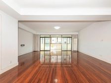 吴兴路品质楼盘,中汇花园小高层带电梯,税费各付 有钥匙