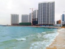 海悦湾 一线海景现房 蓝天沙滩白云 风景美人气旺 首付2万