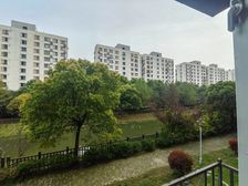 150万(沿河景观房)小房子大风景 空关有钥匙 动迁满五,