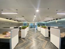 青年大街 北方传媒 整层豪华装修 带隔断家具 配套齐全
