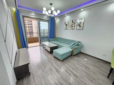 精装三房带车库 拎包入住 可迁户上学 外地可付两成