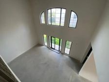 浦开世纪珑墅 次新房 北进门南hua园1000平 临河位置