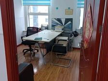 中广大厦 160平 精装修 带隔断