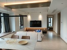 急!豪华装修带一个车位,房东工作调动,降价急售!低于市场价!