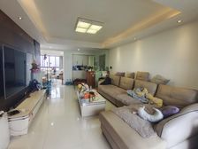 南北通透 采光刺眼,不让好房错过眼线,布局大方,确无心出价