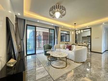 泰丰牧马湖 2万首付买豪宅一线看湖景 万达广场旁 精装现房