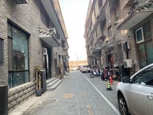 高碑店一层有燃气可餐饮商铺180平单价4.5元