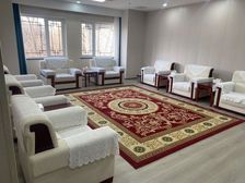 东四环 通惠河边1500办公接待 门前15车位 精装带家具