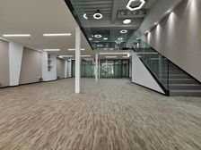 特价房急租2.5元 马连洼尚科办公中心 380平办公室精装修