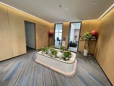 CBD地铁口人保大厦半层豪华装修家具齐全视野开阔风景优美