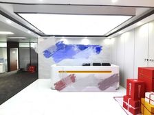 高铁站旁建正东方中心540平精装带家具正对电梯口交通便利