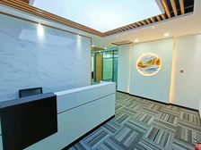 高铁站地铁口升龙广场精装修带家具200平超大老板间业主直租