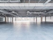 物业服务好丨户型方正丨政策扶持丨地铁200米丨2000平