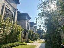 小独栋别墅 独门独院 有花园 有露台 有车库 地下室 独享