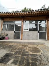 东直门 簋街 院儿 带车位 占地近60平 房高近6米