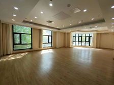 西三环青东商务区 户型方正采光好独立办公外两百平面积