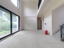 边户 采光通透 大花园 大开间 中间位置 无噪音