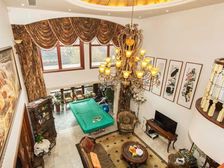 万城华府(西边户型 采光好)2个车位1个