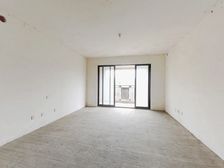 中海金沙府 跃层带160平米花园 正对公园 未住过人