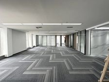 越秀海珠 笋价59 可全层定制装修 多户型可选 一线江景精装