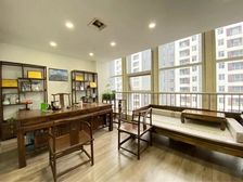 3隔断!裕华万达宝翠鑫科200平带家具 电梯口 随时看房