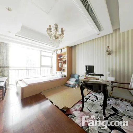 整租中铁青岛中心 3室2厅 东/东南/南/西北