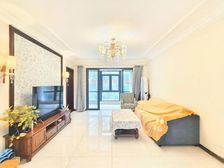 好户型降价急售,送个超大露台,还是艾溪湖三中,我跟房东很熟!