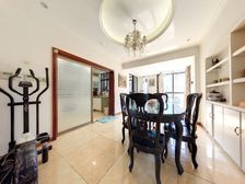 青羊金沙电梯洋房,平层,客厅阳台,通透户型,房东自住装修。