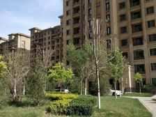 洋房现房大平层 1梯1户 园林水系