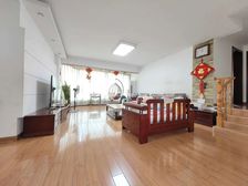 新出东头东户,带地下室,三室两厅三卫,大落地窗,随时看房