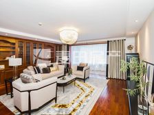 南北通透世茂宫园3室2厅精装修