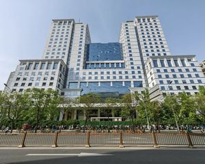 CBD汉威大厦 高层369平纯写字楼出售 单价2.4万