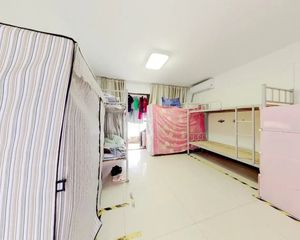 小区封闭式管理,人车分流,户型优质,得房率高采光好