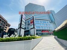 地铁盈科中心全套工位三里屯千平整层正对电梯