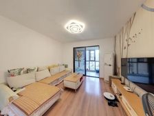 房子采光很好,可看湖,地铁口,满五,可报名