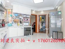 新出两房,颜值好房,精装带地暖,两卫!位置安静,采光无遮挡,